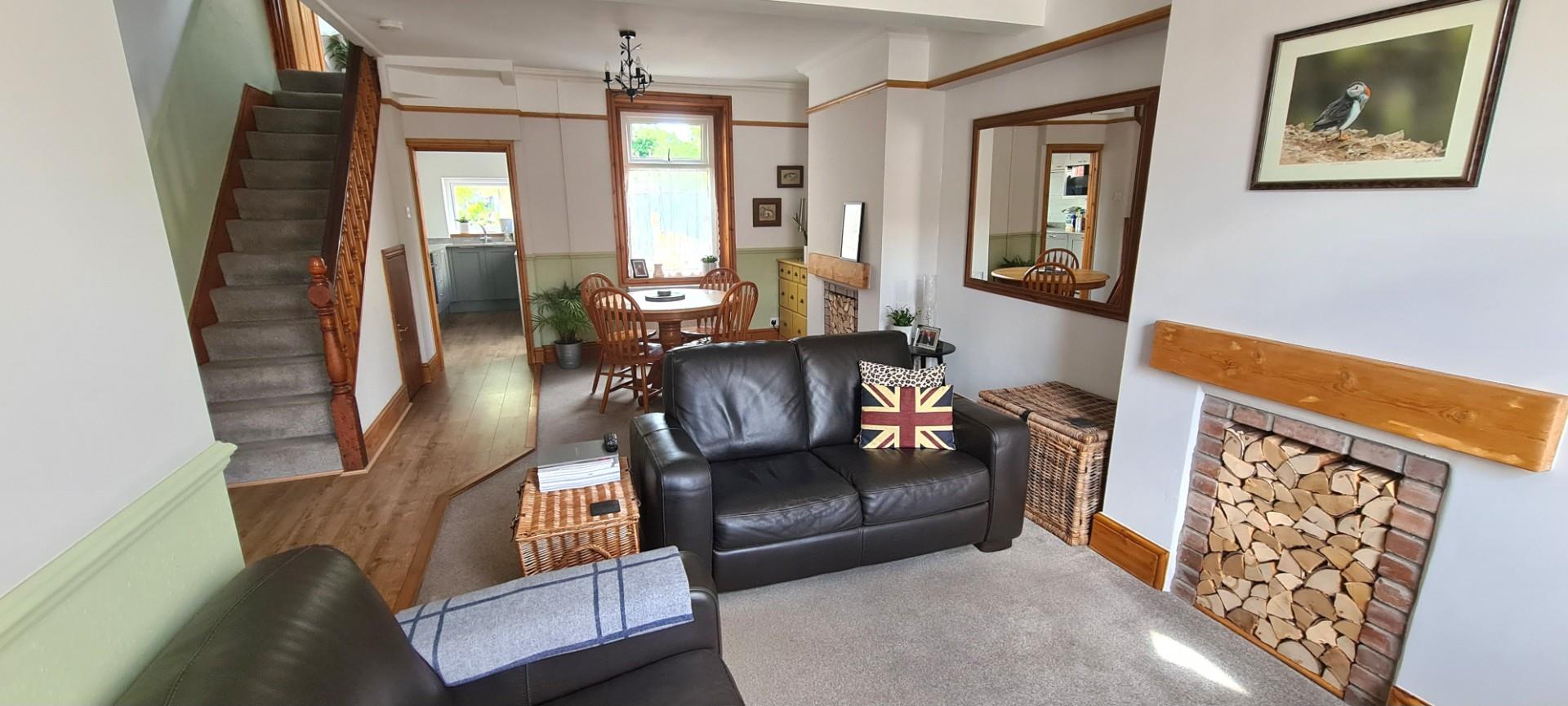 1 Sunnybank, Dinas Powys, CF64 4LG